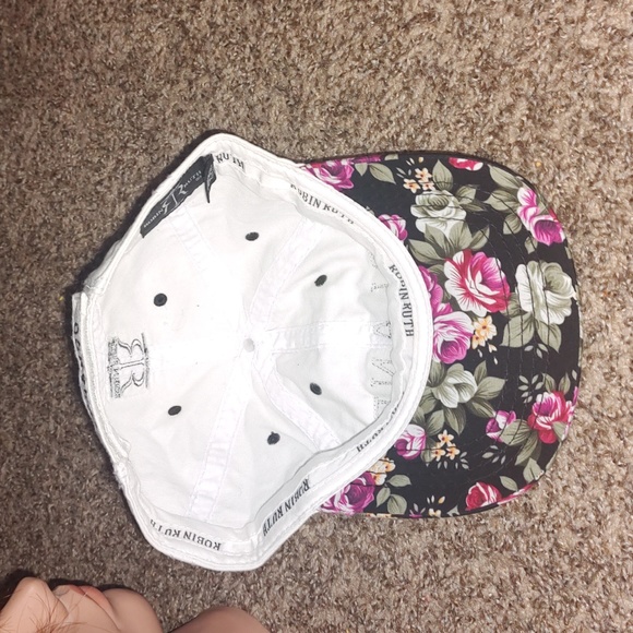 Robin Ruth Orlando Baseball CAP Quilted Floral Visor Embroidered Adjustable Hat - Picture 8 of 9